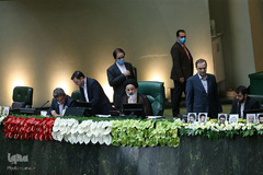 انتخاب هیئت رئیسه مجلس یازدهم برای سال اول