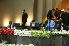 انتخاب هیئت رئیسه مجلس یازدهم برای سال اول