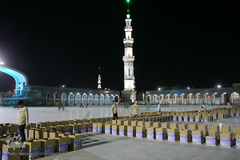 تهیه و توزیع ۱۰۰۰ بسته معیشتی بسیج دانشجویی قم