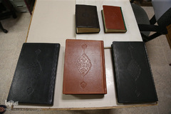 کارگاه هنری صحافی قرآن کریم حرم حضرت معصومه(س)