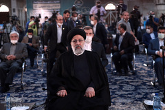 دومین مرحله رزمایش مساوات و همدلی ستاد اجرایی فرمان امام(ره) در مرقد مطهر حضرت امام خمینی(ره)