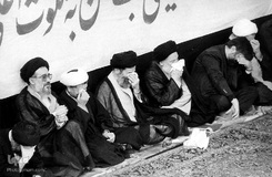 پیشوای انقلاب، حقیقت همیشه زنده