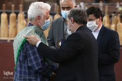 تجلیل از پدر شهید ابراهیم هادی از شهدای دفاع مقدس