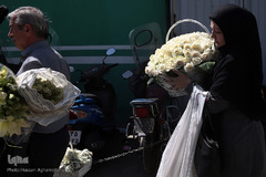 بازار گل شهید محلاتی در روز ملی گل