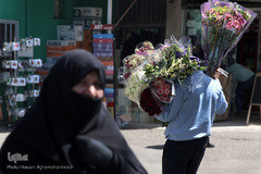 بازار گل شهید محلاتی در روز ملی گل