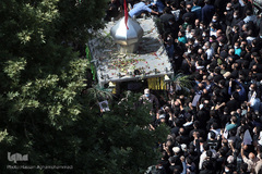 مراسم تشییع پیکر مطهر شهید مدافع حرم «جواد الله‌کرم» در محله مهرآباد جنوبی