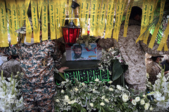 مراسم تشییع پیکر مطهر شهید مدافع حرم «جواد الله‌کرم» در محله مهرآباد جنوبی