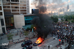 اعتراضات ضد نژادپرستی و بی عدالتی در شهرهای مختلف آمریکا