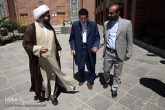 حضور غلامرضا سازگار، شاعر و مداح پیشکسوت اهل بیت(ع) در مراسم