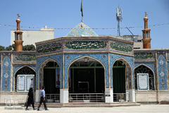 بقعه متبرک امامزاده معصوم(علیه السلام) از نوادگان امام محمد باقر(ع‌) در خیابان قزوین