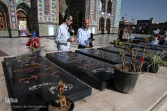 مزار شهدای گمنام در آستان مقدس امامزاده صالح(ع) از فرزندان بلافصل حضرت امام موسی کاظم(ع) و برادر امام رضا(ع) در میدان تجریش
