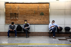 قطار شهری مشهد در روزهای «ماسک اجباری»