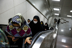 قطار شهری مشهد در روزهای «ماسک اجباری»