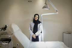 پگاه رعایایی، پزشک متخصص پوست و مو 