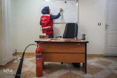 مریم درویشی، کارمند مرکز آموزش آتش‌نشانی از سال ۹۰