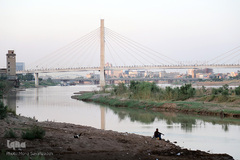 مرثیه کارون