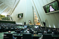 ارتباط تصویری نمایندگان مجلس با رهبر انقلاب