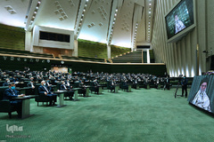 ارتباط تصویری نمایندگان مجلس با رهبر انقلاب