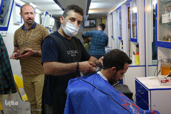 من ماسک می‌زنم