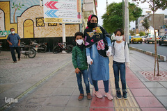 من ماسک می‌زنم