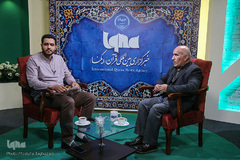 غلامرضا ذکیانی، رئیس موسسه پژوهشی حکمت و فلسفه ایران در مصاحبه با خبرنگار ایکنا در استودیو مبین