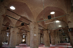 شبستان چهل‌ستون مسجد جامع(عتیق) ۱۰۰۰ساله تهران