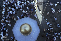 مراسم برائت از مشرکین زائرین ایرانی بیت الله الحرام پیش از شهادت به دست جنایتکاران سعودی در سال ۶۶