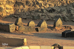 مزار مطهر حضرات معصومین(امام حسن، امام سجاد، امام محمدباقر و امام صادق (علیهم السلام) در قبرستان بقیع