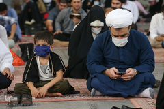 مراسم دعای عرفه در جوار کریمه اهل بیت