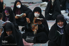 مراسم دعای عرفه در جوار کریمه اهل بیت