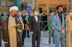 تعویض پرچم حرم حضرت علی(ع)