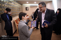 پشت صحنه برنامه تلویزیونی«ترنم»