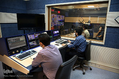 پشت صحنه برنامه تلویزیونی«ترنم»