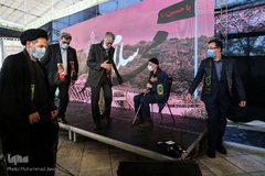 آیین "سلام بر محرم"، تعویض مرتفع ترین پرچم کشور