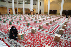 دستان کوچک «شیرخوارگان حسینی » یاری دهنده نیازمندان