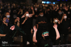 عزاداری شب سوم محرم در میدان امام حسین(ع)