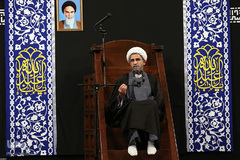 مراسم عزاداری شب تاسوعا با حضور رهبر معظم انقلاب