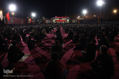 عزاداری شب تاسوعای حسینی هیات «ریحانة الحسین(ع)» با مداحی سیدمجید بنی فاطمه در پارک ارم تهران