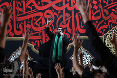 عزاداری شب تاسوعای حسینی هیات «ریحانة الحسین(ع)» با مداحی سیدمجید بنی فاطمه در پارک ارم تهران