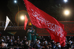 عزاداری شب تاسوعای حسینی هیات «ریحانة الحسین(ع)» با مداحی سیدمجید بنی فاطمه در پارک ارم تهران