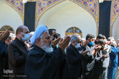 اقامه نماز ظهر عاشورا در زنجان