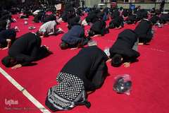 اقامه نماز جماعت ظهر عاشورای حسینی در آستان مقدس امامزاده صالح(ع) تهران