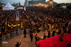 خیمه سوزان غروب عاشورا در میدان امام حسین(ع)