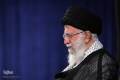 آخرین شب عزاداری حضرت اباعبدالله الحسین(ع) در حسینیه امام خمینی(ره) با حضور رهبر معظم انقلاب اسلامی