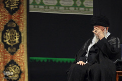 آخرین شب عزاداری حضرت اباعبدالله الحسین(ع) در حسینیه امام خمینی(ره) با حضور رهبر معظم انقلاب اسلامی