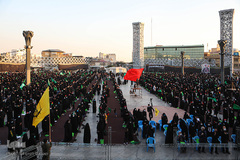 اجتماع بزرگ زنان عاشورایی در میدان امام حسین (ع)