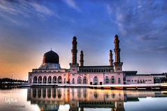 مسجد «کوتاکینابالو»، شاهکار معماری اسلامی مالزی