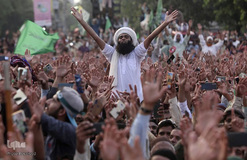 تظاهرات اعتراض آمیز مردم شهرهای مختلف پاکستان در محکومیت طراحی و انتشار کاریکاتورهای موهن به پیامبر گرامی اسلام(ص) توسط نشریه فرانسوی «شارلی عبدو»