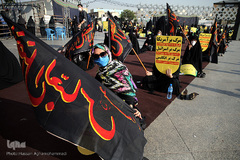 تجمع اعتراضی مردم تهران در محکومیت اهانت به پیامبر گرامی اسلام(ص) در میدان امام حسین(ع) 