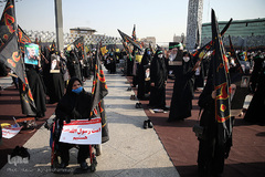 تجمع اعتراضی مردم تهران در محکومیت اهانت به پیامبر گرامی اسلام(ص) در میدان امام حسین(ع) 